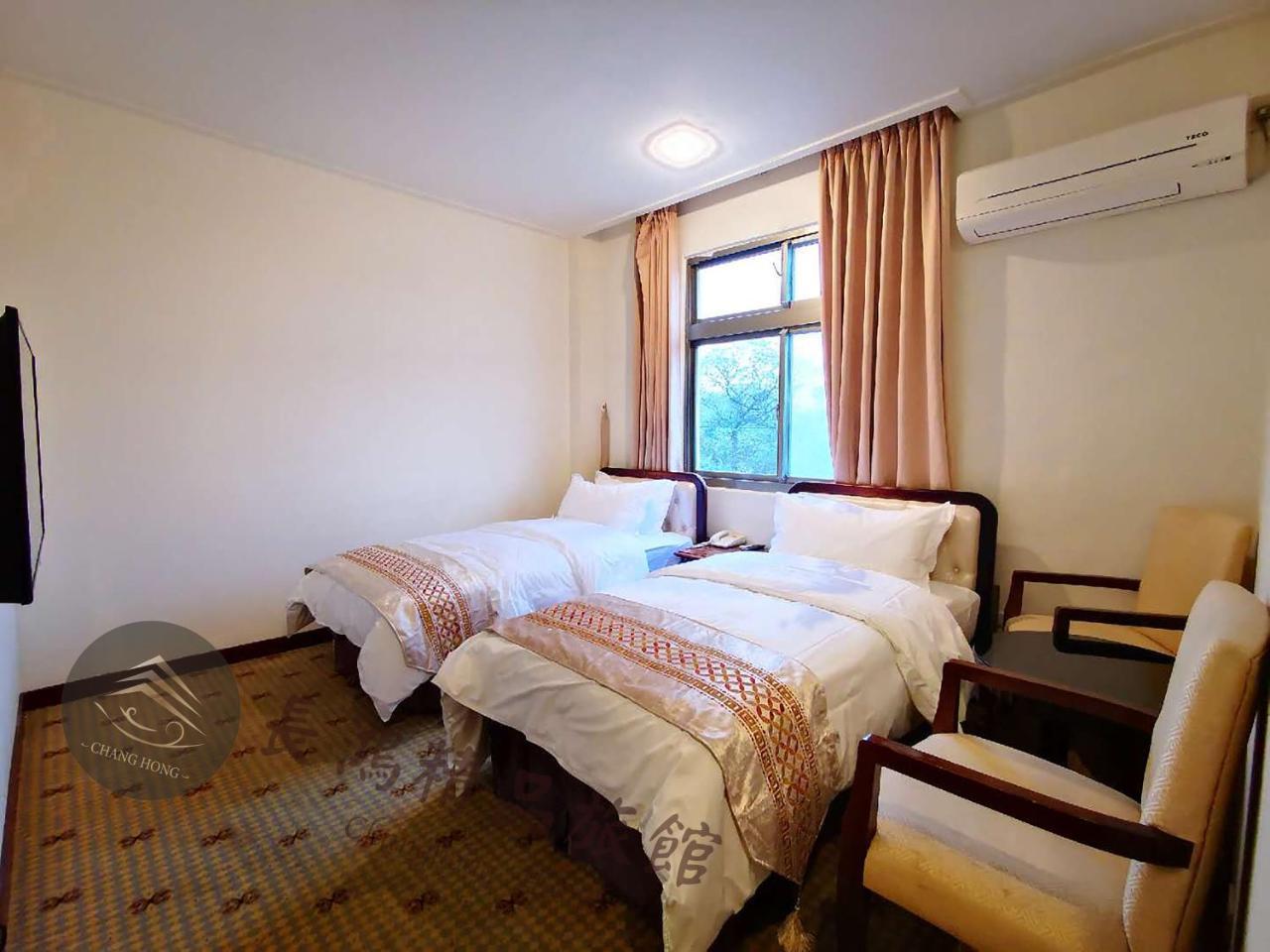 Chang Hong Hotel Jinning Buitenkant foto