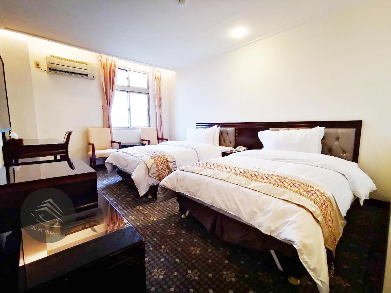 Chang Hong Hotel Jinning Buitenkant foto