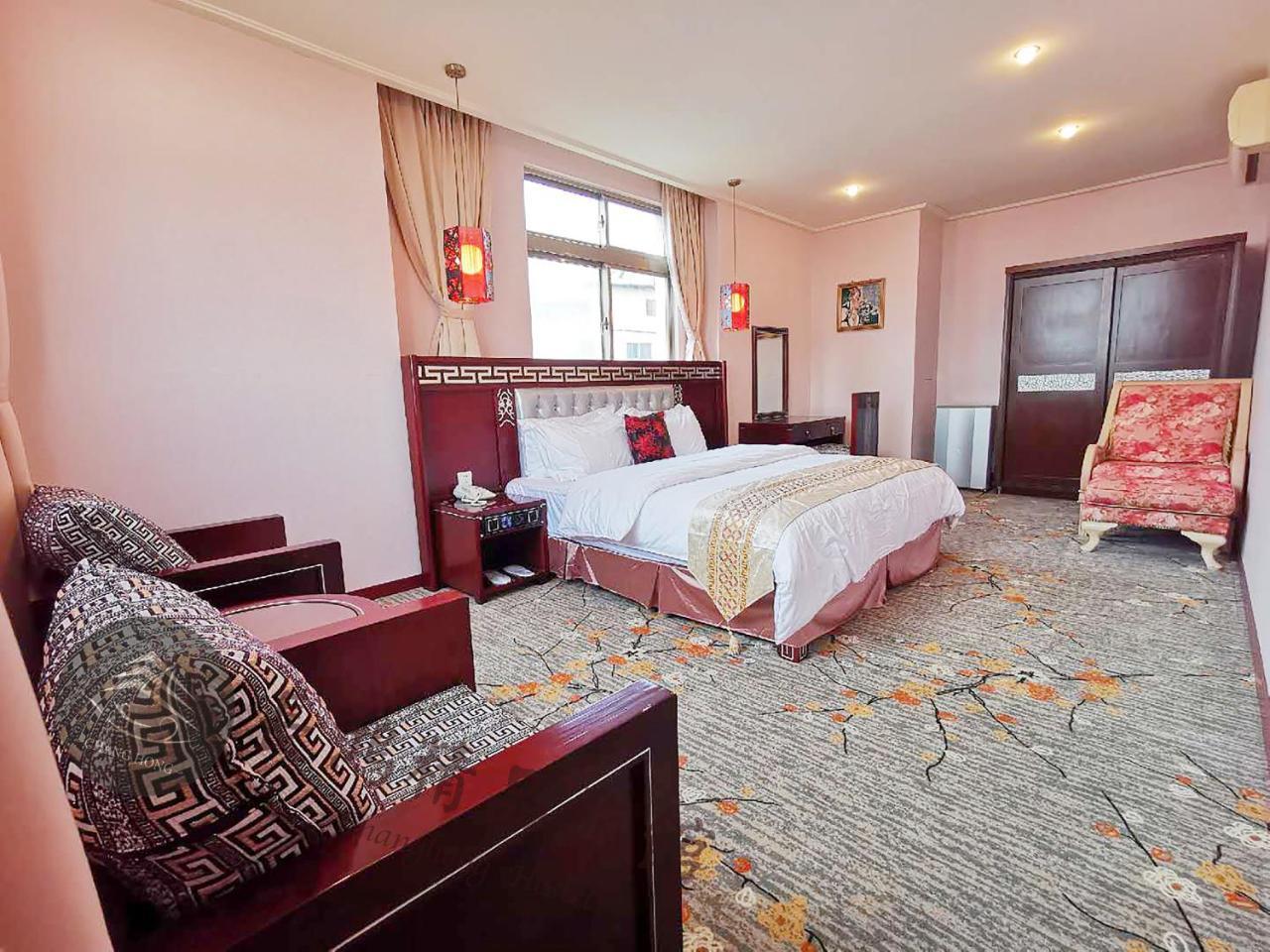 Chang Hong Hotel Jinning Buitenkant foto