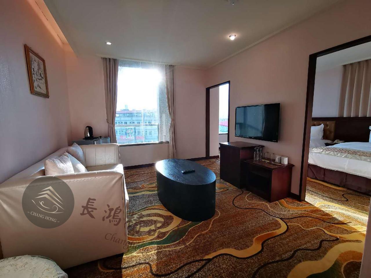 Chang Hong Hotel Jinning Buitenkant foto