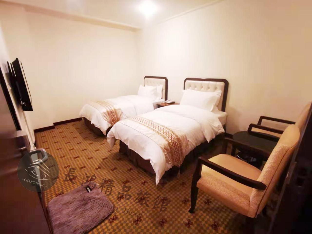 Chang Hong Hotel Jinning Buitenkant foto